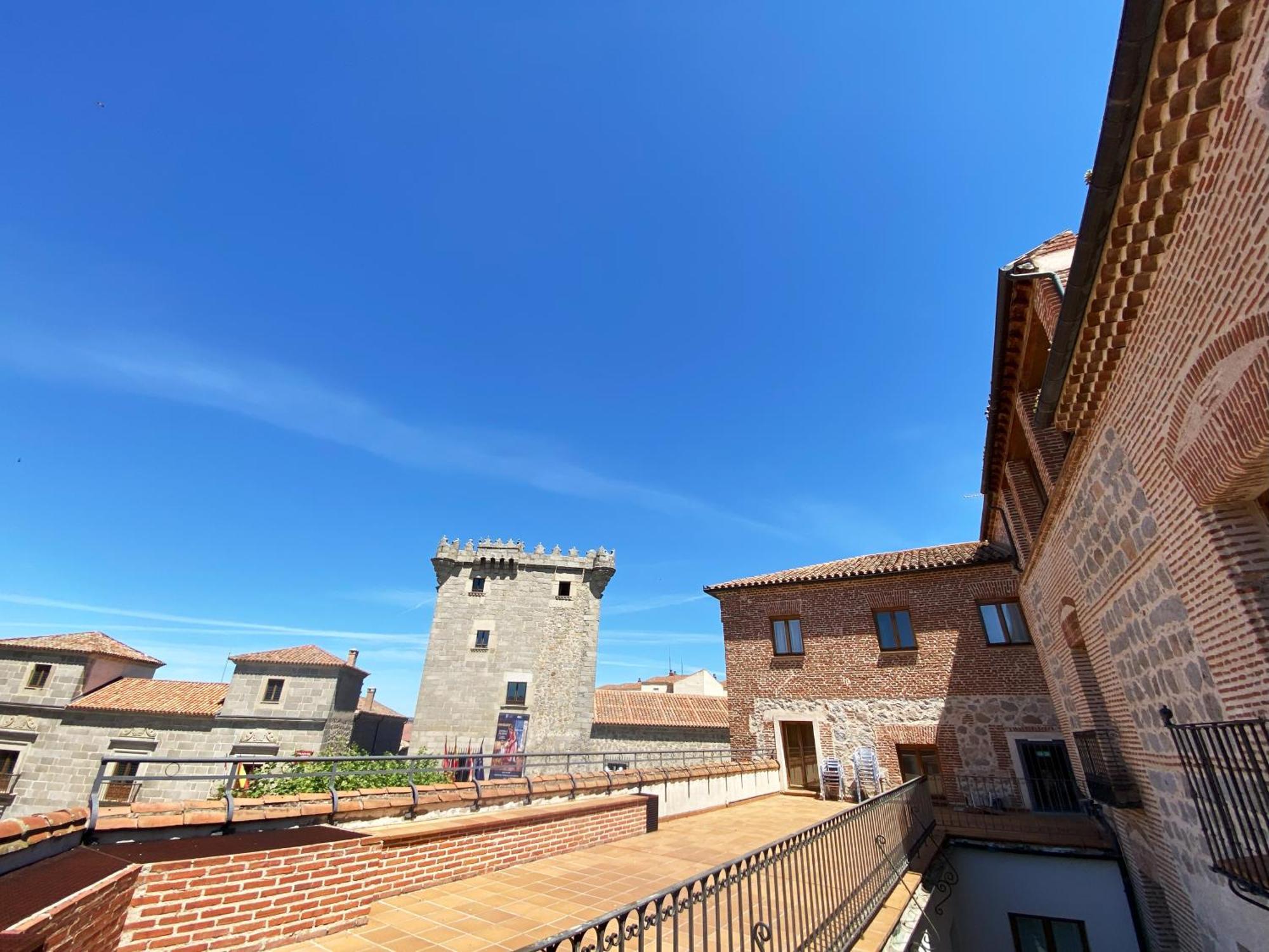Palacio Duque de Tamames - HOTEL EL RASTRO Ávila Exterior foto